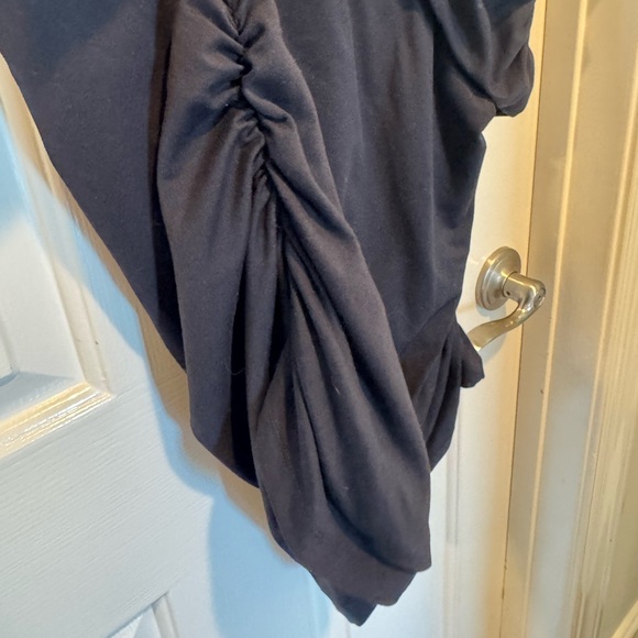 Anthropologie Black Ruched Material Short Sleeve Blouse Size 3X - Picture 8 of 10